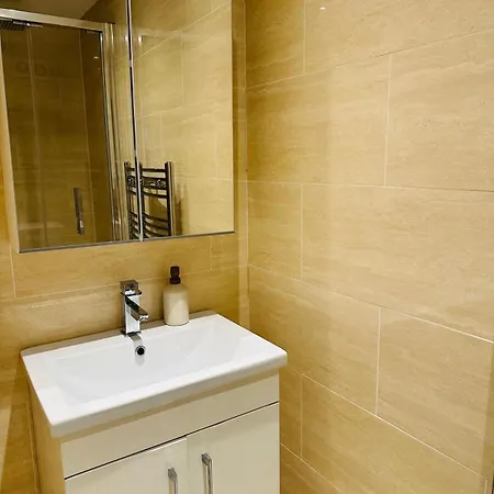 Westferry Deluxe Penthouse Apartment London Exterior photo